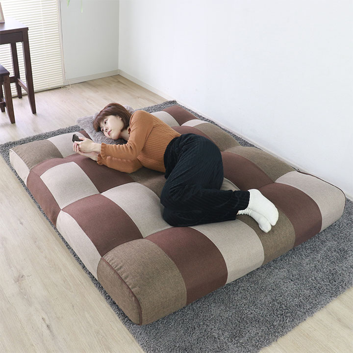 リラックスフロアソファ クロス 2P 135×97-152×78(座面高20）cm【平